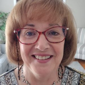 Meet your Posher, Lynn